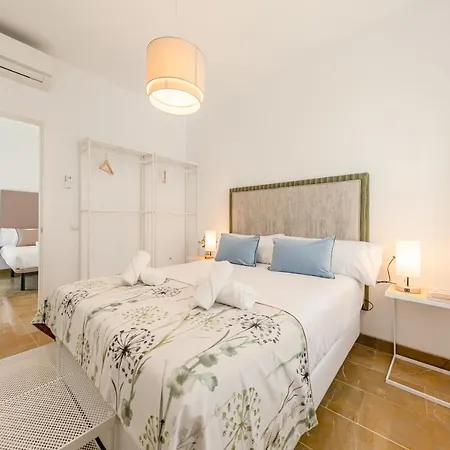 Isg Zaragoza-free Parking Apartment Seville